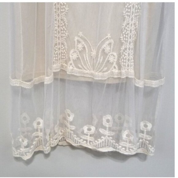 ZARA SIZE SMALL VICTORIAN TULLE EMBROIDERED DRESS - Picture 4 of 12